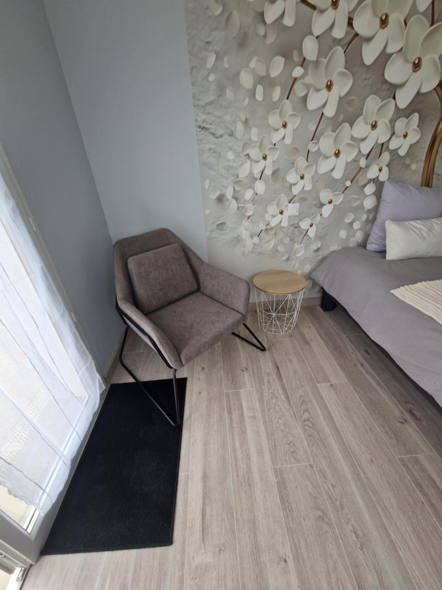 Les Restanques De Camelie Hotell Saint-Thomé Exteriör bild