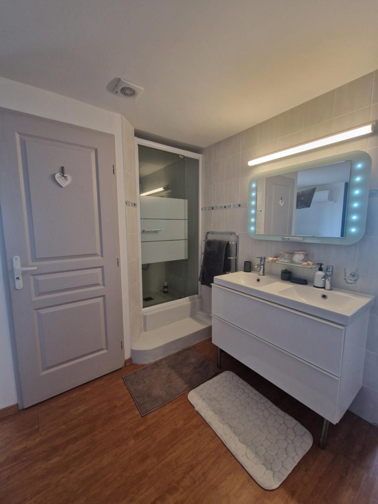 Les Restanques De Camelie Hotell Saint-Thomé Exteriör bild